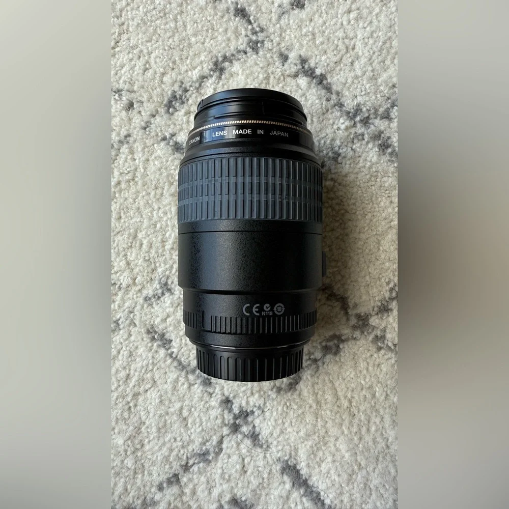 Canon EF 100mm f/2.8 Macro Lens (Non-L)